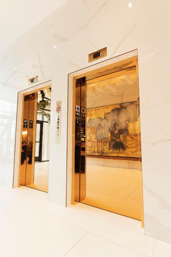 Ette Luxury Hotel & Spa Four Corners Zewnętrze zdjęcie The elevators at the Ritz-Carlton, Dubai